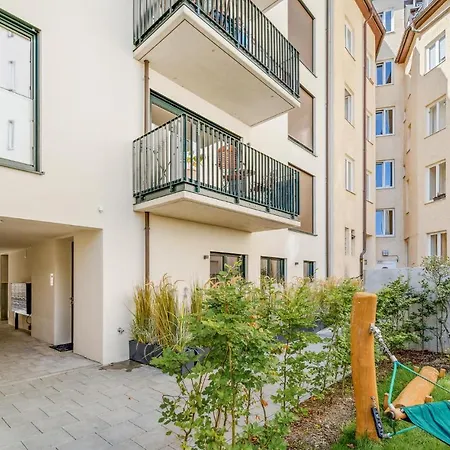 Cozy In Mnchen With 1 Bedroom *