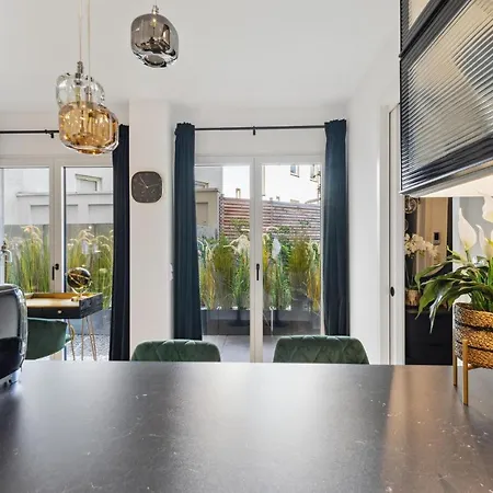 Cozy In Mnchen With 1 Bedroom